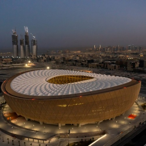 اتاق خصوصی ثروتمندان در قطر برای تماشای فوتبال در ورزشگاه +فیلم