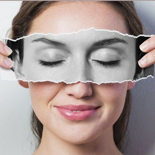 عوامل موثر در تغییر رنگ چشم ها کدامند؟