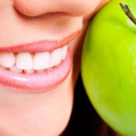 عواملی که حساسیت دندانی ایجاد می‌کنند