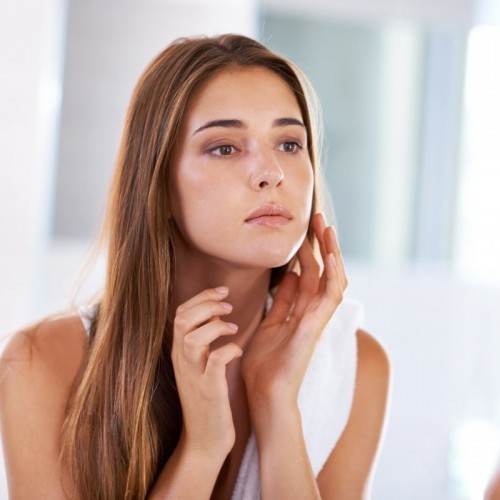 آیا فواید و خطرات لیزر جوانسازی پوست را میدانید؟