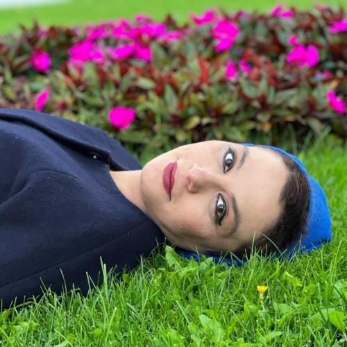 بازگشت مارال فرجاد به ایران پس از شکست سرطان