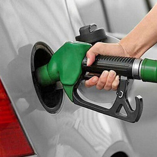 (فیلم) تصمیم دولت برای قیمت بنزین در سال آینده اعلام شد