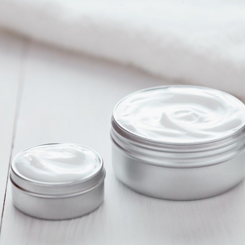 بهترین راه برای وکس کردن خانگی را بیاموزید