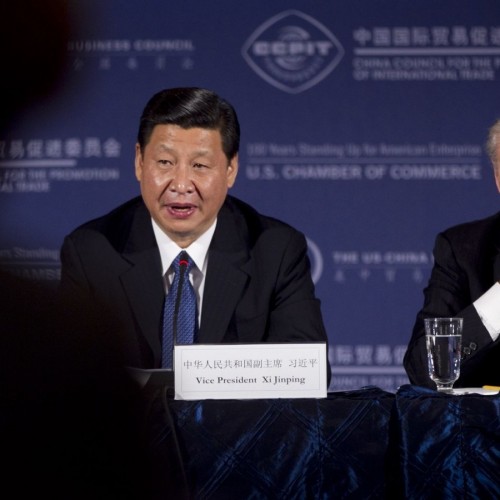 बिडेन ने चीनी मानवाधिकार और व्यापार नीतियों को अपनी पहली कॉल में शी को चुनौती दी