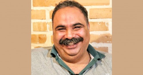 بیوگرافی و زندگی خصوصی علی کاظمی و همسرش + عکس های جالب و دیدنی