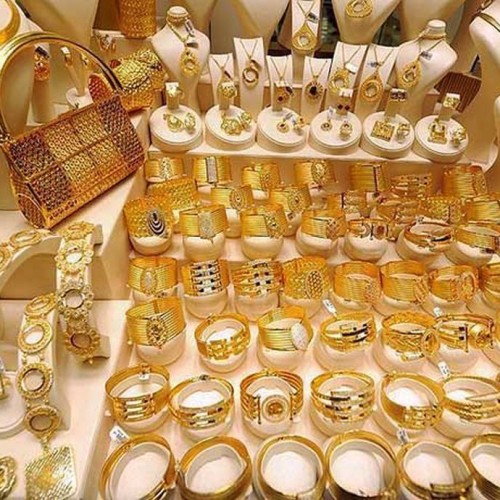 بررسی نوسانات قیمت طلا در سال 1400