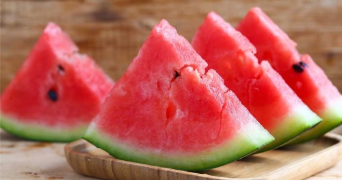 چرا نباید در شب هندوانه بخوریم؟