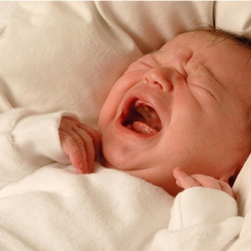 دلایل و نشانه های بیماری هیدرونفروز در نوزادان