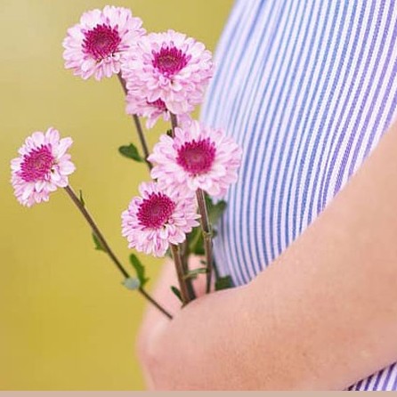 دلایل بوی بد بدن در بارداری و روش های درمان