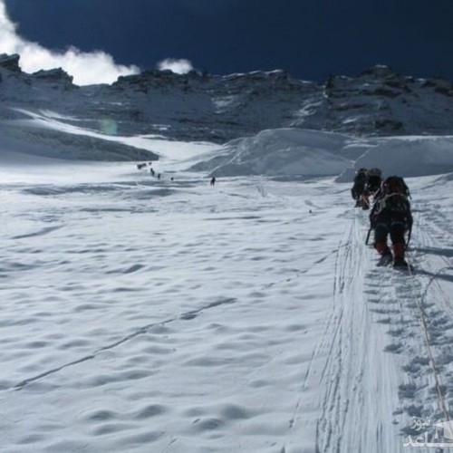 دومین زن ایرانی هم به قله اورست رسید