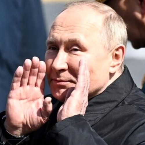 (عکس) مخفی کاری عجیب پوتین در رژه پیروزی روسیه