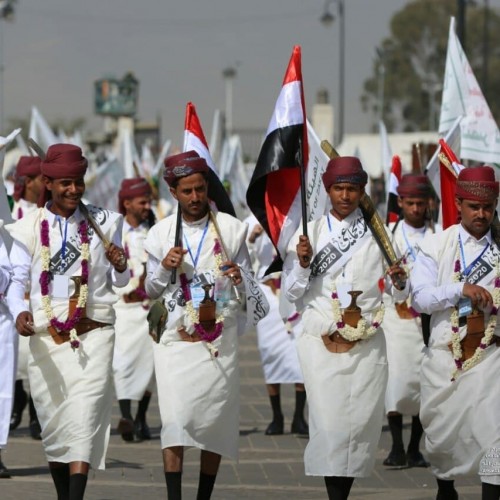 (عکس)  مراسم ازدواج دسته جمعی یمنی ها