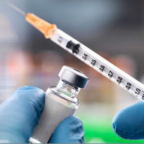 فاصله بین تزریق واکسن آنفلوانزا و کرونا باید چند روز باشد؟