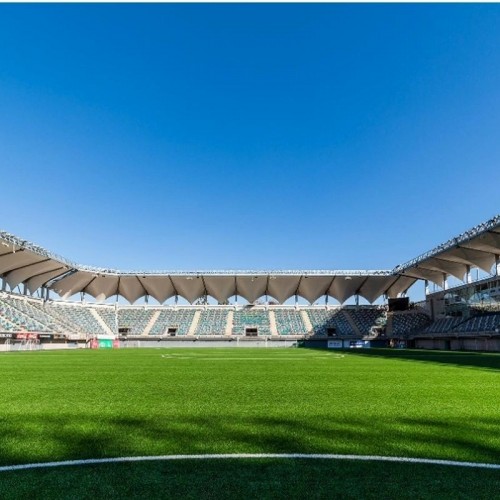 (فیلم) عجیب ترین زمین فوتبال دنیا در اسلواکی