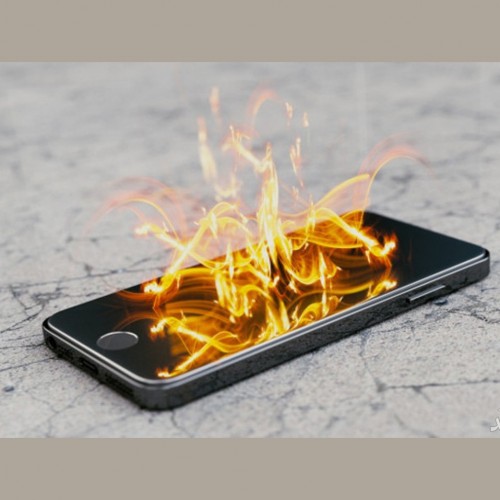 (فیلم) انفجار تلفن همراه در جیب یک مرد عربستانی