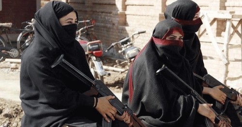 (فیلم) بازداشت زن تروریست در سیستان و بلوچستان