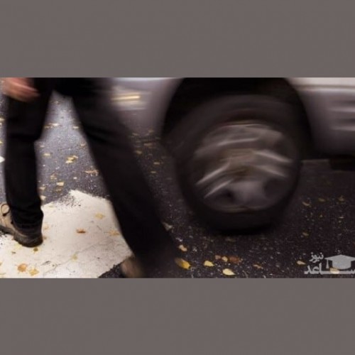 (فیلم) صحنه دلخراش له شدن عابران پیاده زیر چرخ‌های ماشین