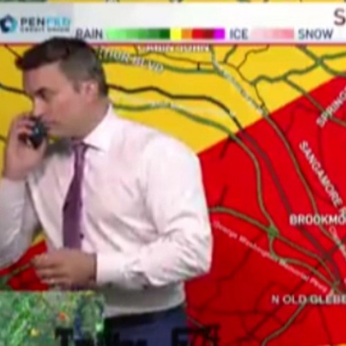 (فیلم) تماس مجری هواشناسی با پسرش در برنامه تلویزیونی
