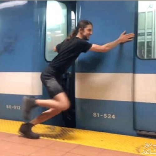 فیلمی از قوی‌ترین مرد جهان که یک مترو را با دست متوقف کرد!