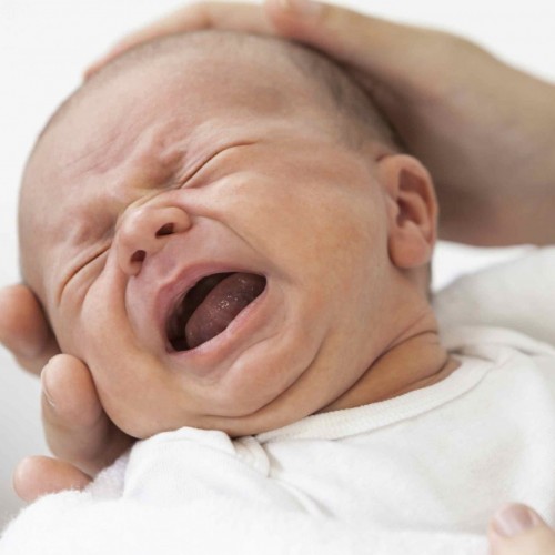 گریه طولانی مدت نوزاد چه عوارضی دارد؟