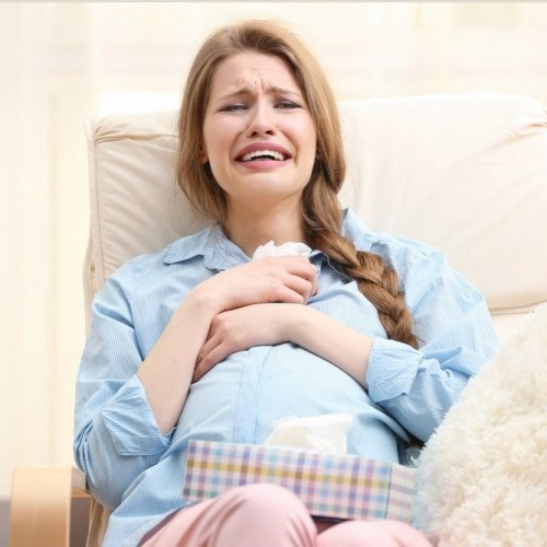 گریه مادر در دوران بارداری چه تاثیری بر جنین می گذارد؟