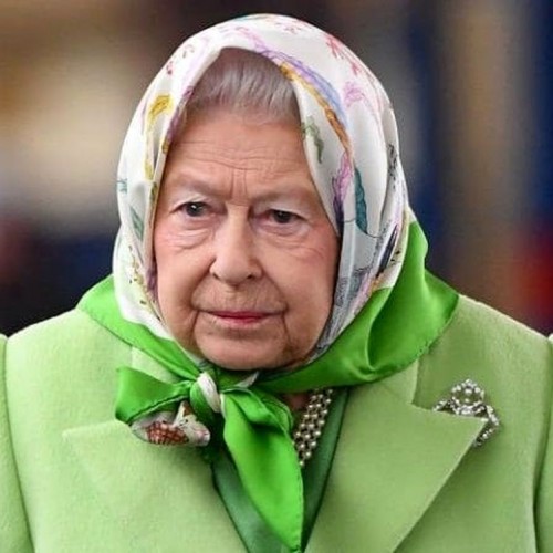  حج عمره به نیابت از ملکه انگلیس! +فیلم