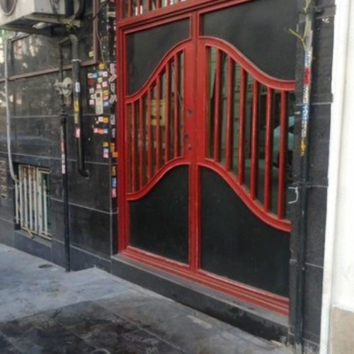 حمله افراد ناشناس به باشگاه پرسپولیس