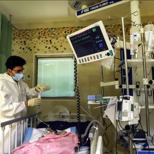 هشدار به خانواده ها؛ کرونا در کمین کودکان است