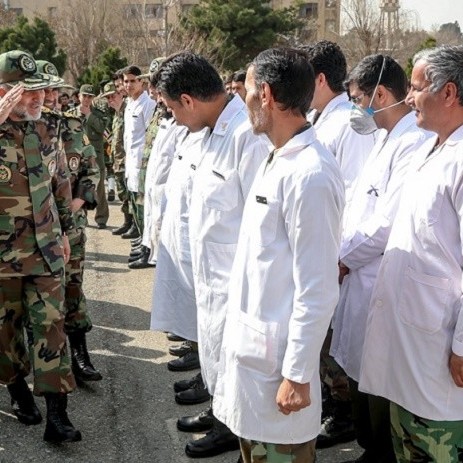 ईरान सेना अस्पतालों में कोरोना मरीज़ो की सेवा कर रही हे