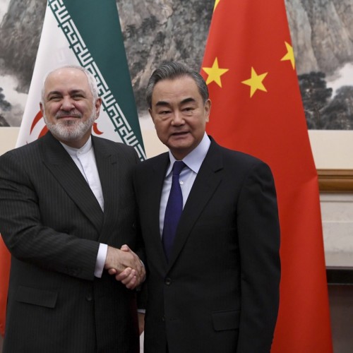 ईरान और चीन ने एक द्विपक्षीय  रणनीतिक  समझौते पर हस्ताक्षर किये