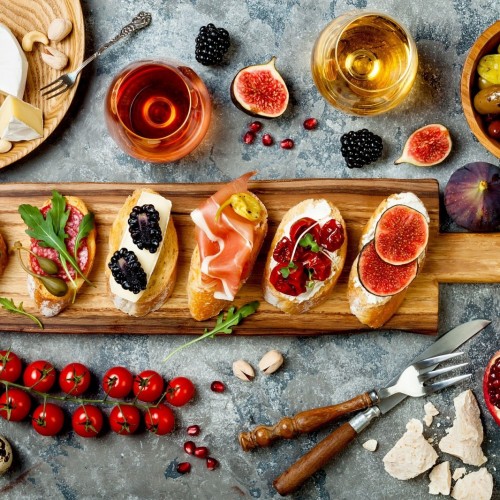 Italian Cuisine: Matriarchy, Food and Taste Adventurism