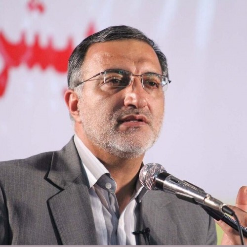 (فیلم) جنجال در جلسه زاکانی در دانشگاه شریف؛ شهردار تهران کنترل خود را از دست داد