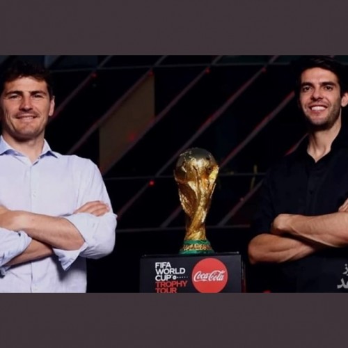 کاکا و کاسیاس کاپ جام جهانی را به ایران می‌آورند