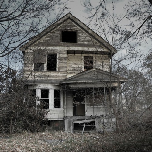 خانه‌های مرموزی که ارواح در آن‌ها زندگی می‌کنند + تصاویر