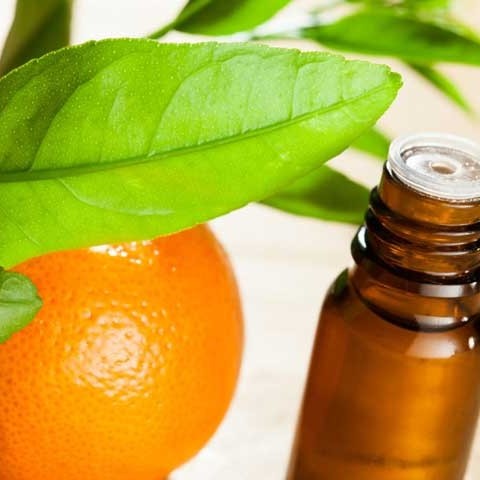 خواص روغن پرتقال برای سلامتی پوست چیست؟