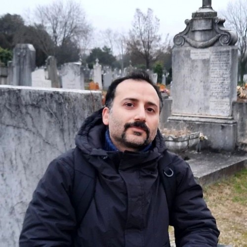 خودکشی «محمد مرادی» در فرانسه برای حمایت از اغتشاشات در ایران!