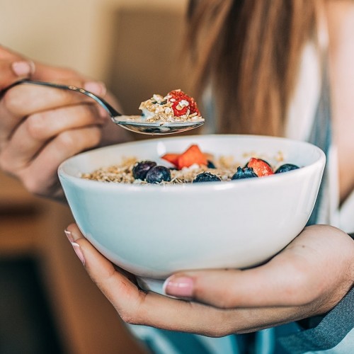 خوراکی سالم برای صبحانه، که به کاهش وزن شما کمک می‌کنند