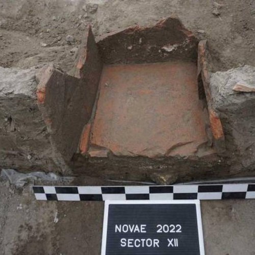 کشف یخچال باستانی که هنوز گوشت داخلش دیده می شود
