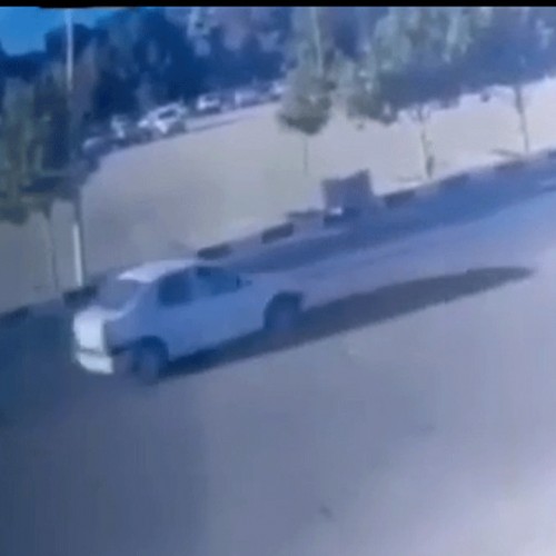(فیلم) لحظه تصادف شاخ به شاخ سانتافه با مزدا ۳ در زنجان