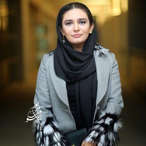 لیندا کیانی از تنهایی فرار نمی کند