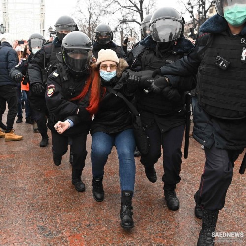 Mass Crackdown Following Nationwide Protests in Support of Alexi Navalny