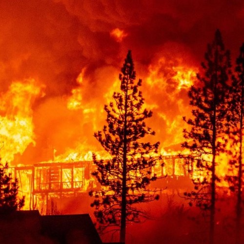 آتش سوزی گسترده در غرب آمریکا، و مشاهده دود آن در شرق آمریکا!