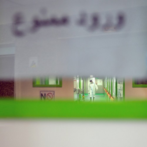مبتلایان کرونا به زودی باید در راهرو بیمارستان‌ها بستری شوند