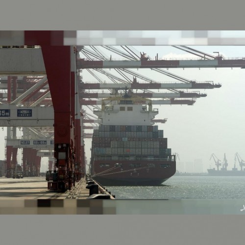 معطلی و توقف ۶ کشتی ایرانی در بنادر چین