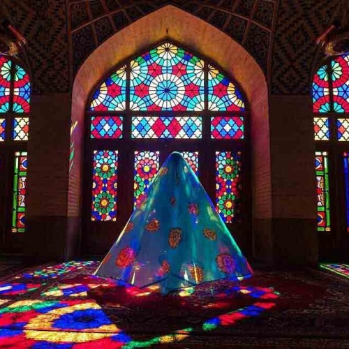 ممنوعیت جدید اینبار در شیراز/ پایانِ «مُدلینگ» در مسجد نصیرالملک