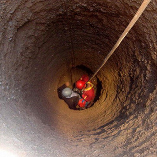 مرگ کودک ۴ ساله بر اثر سقوط در چاه ۵۰ متری