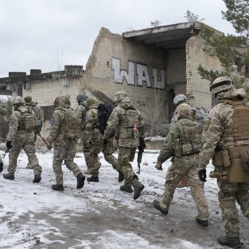 (ویدئو) روحیه بالای سربازان اوکراین در برابر تجاوزات دشمن روس