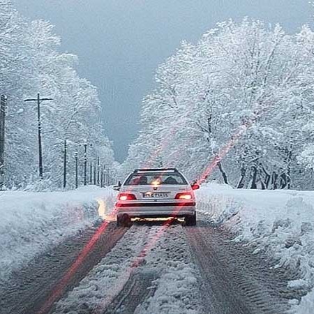 اصول رانندگی در زمستان و برف