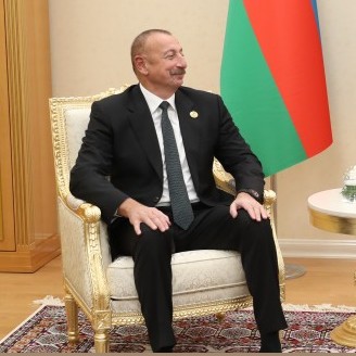 President Raeisi Meets President Aliyev in Ashgabat