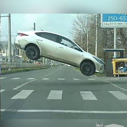 (فیلم) پرش یک خودرو هنگام عبور از تقاطع 